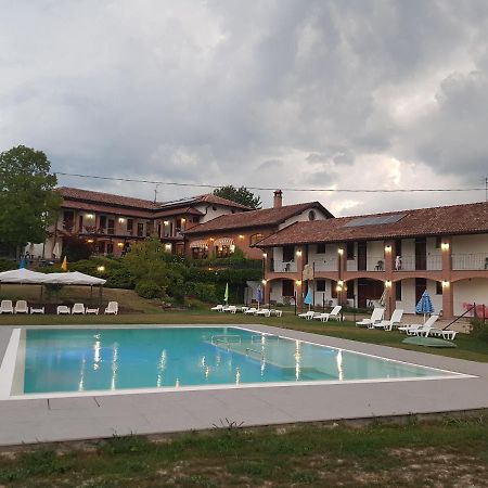 Agriturismo Le Due Cascine San Marzano Oliveto Exterior foto